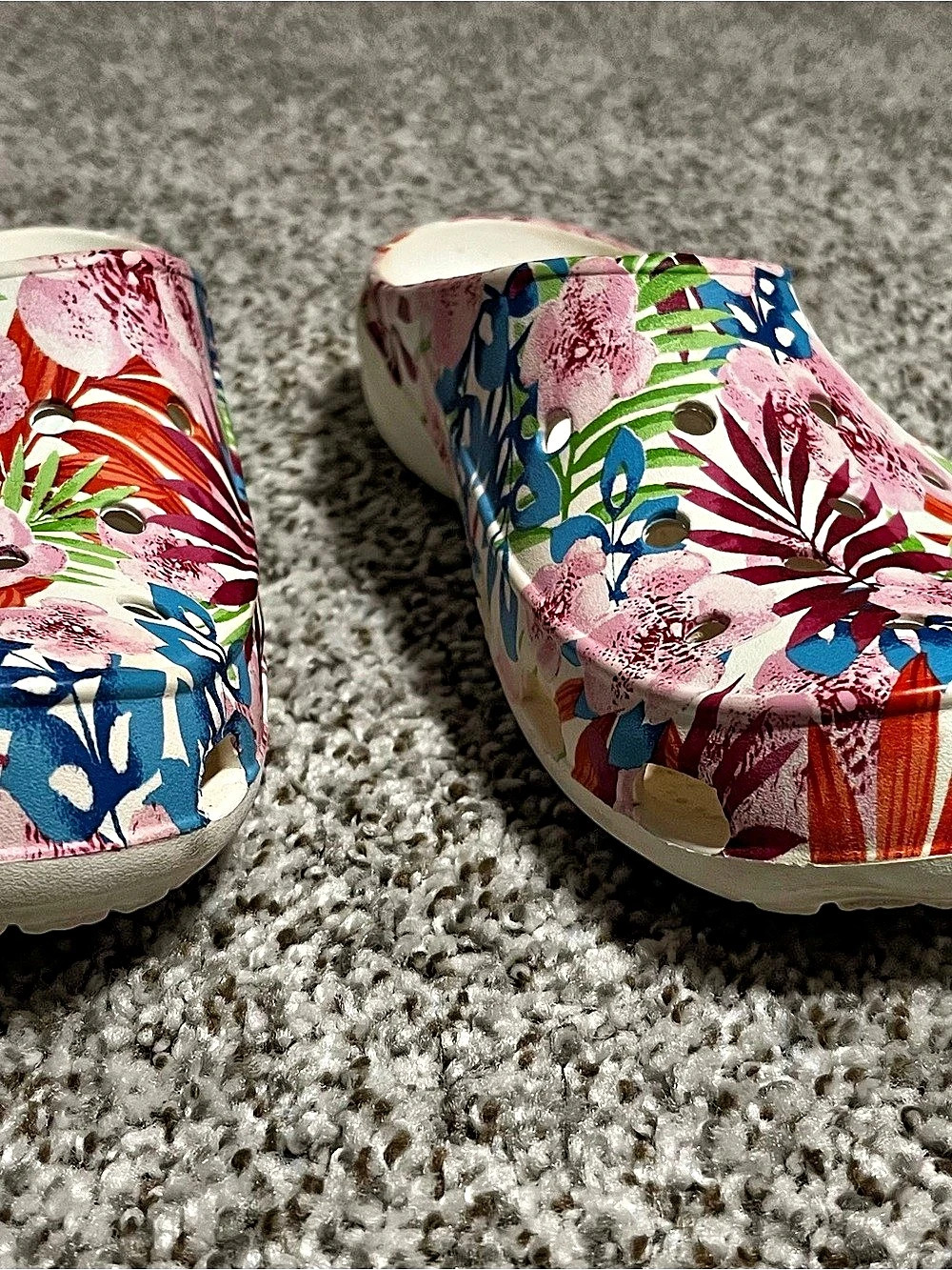 Crocs Freesail Clog Floral White & Pink - Picture 6 of 7